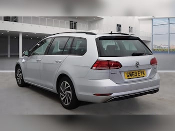 Used Volkswagen Golf 2020 for sale - 76436379: Photo