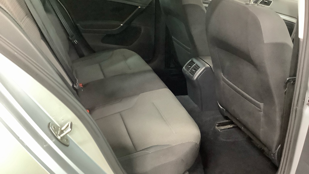 Used Volkswagen Golf 2020 for sale - 76436379: Photo 8