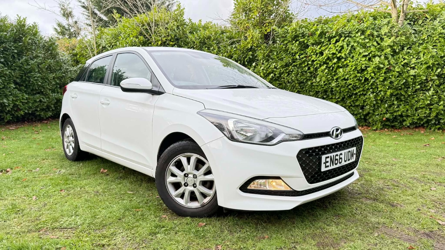 Used Hyundai i20 2017 for sale - 76682529: Photo 1