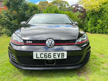 Used Volkswagen Golf 2016 for sale - 79090784: Photo
