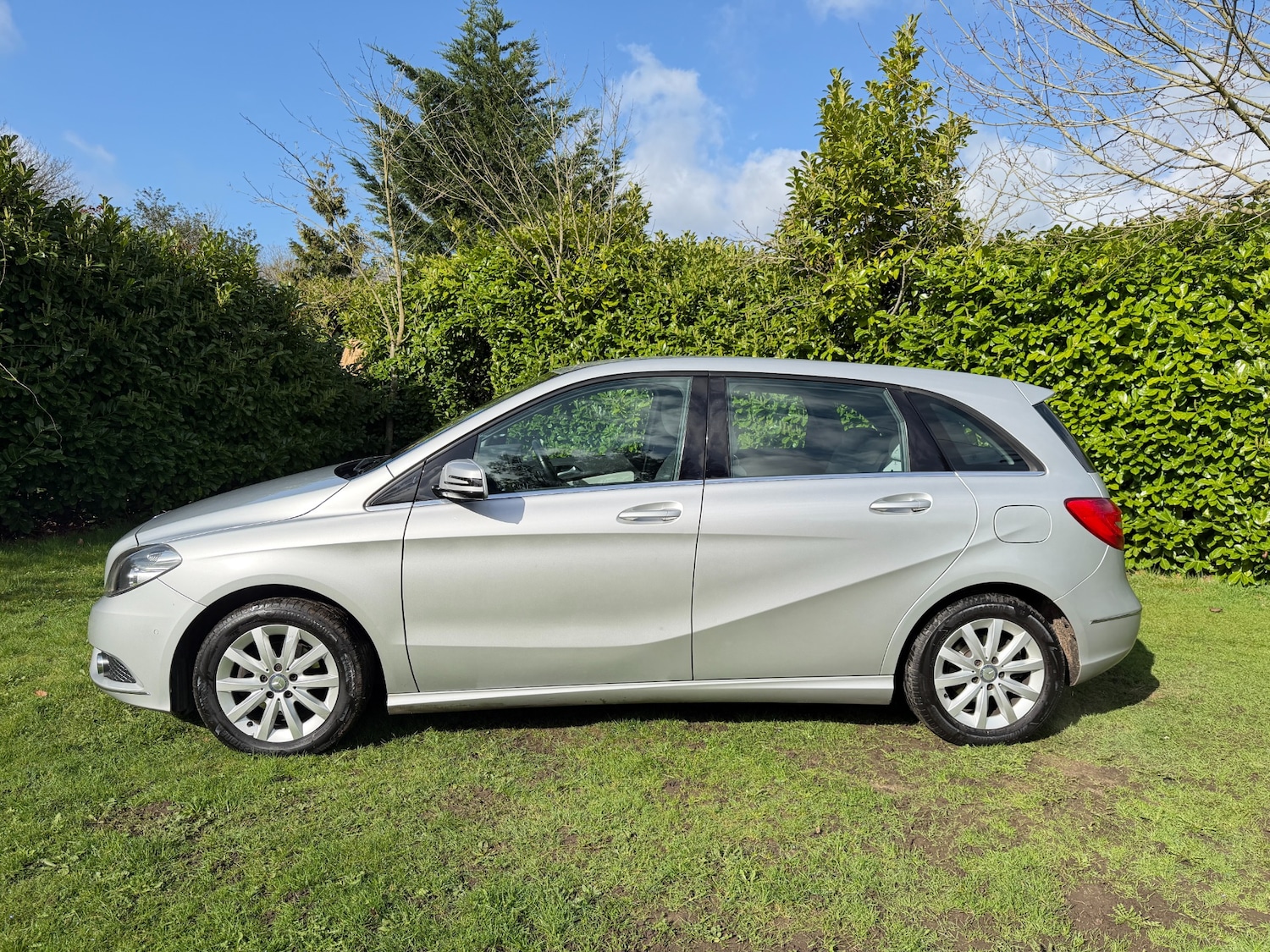 Used Mercedes-Benz B Class 2013 for sale - 77831439: Photo 4