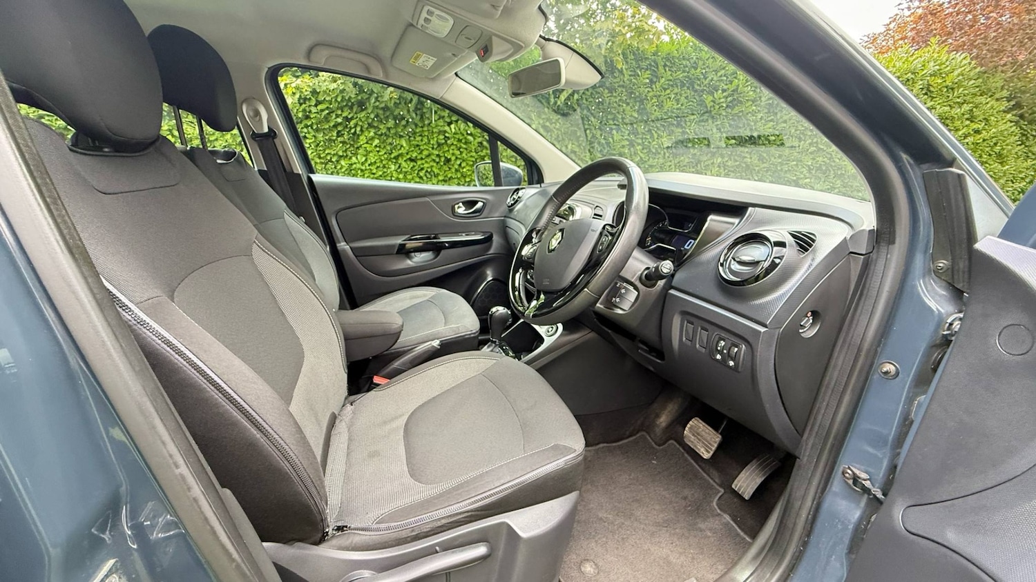 Used Renault Captur 2014 for sale - 76461524: Photo 8