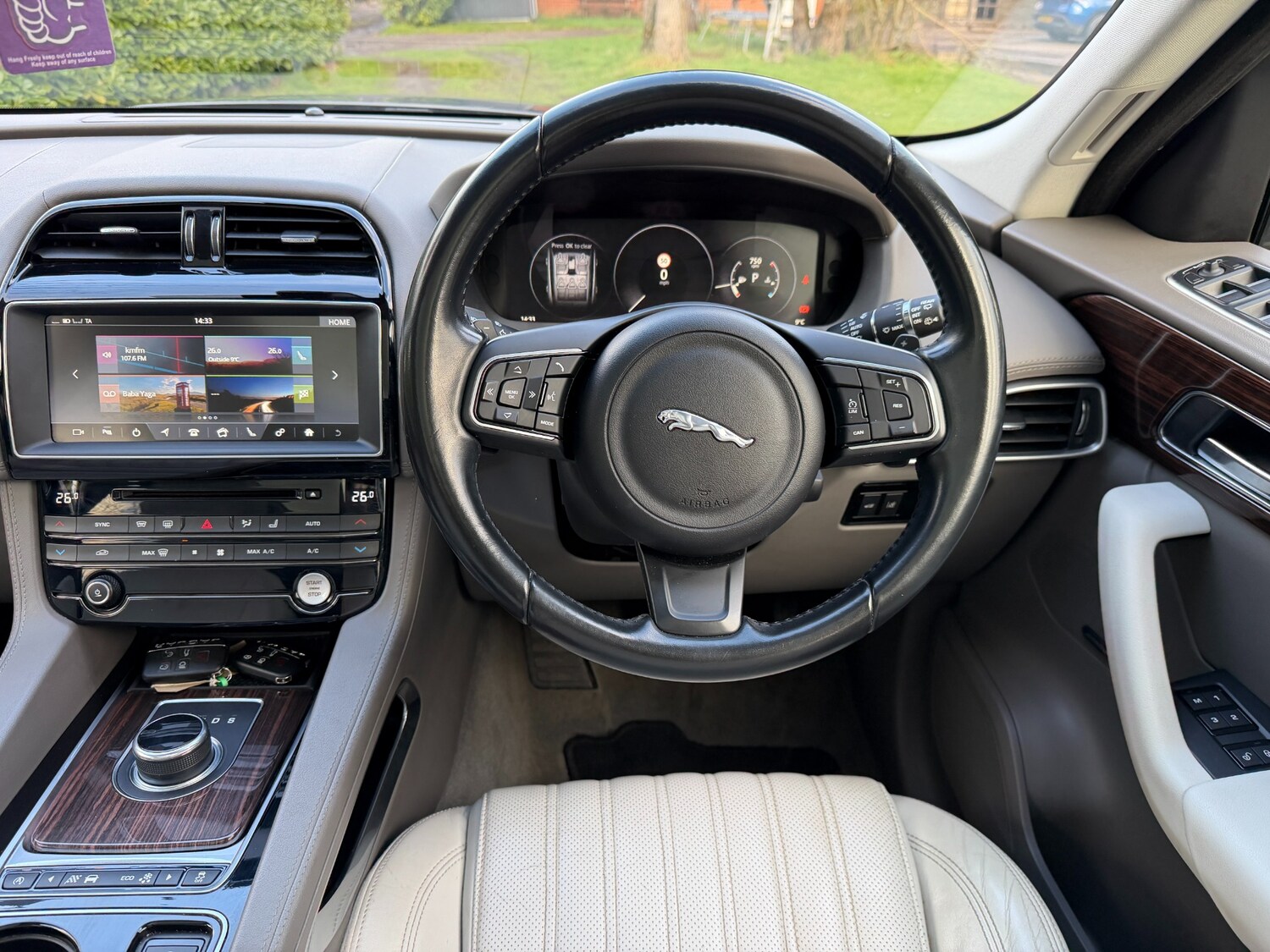 Used Jaguar F-Pace 2016 for sale - 77393963: Photo 16