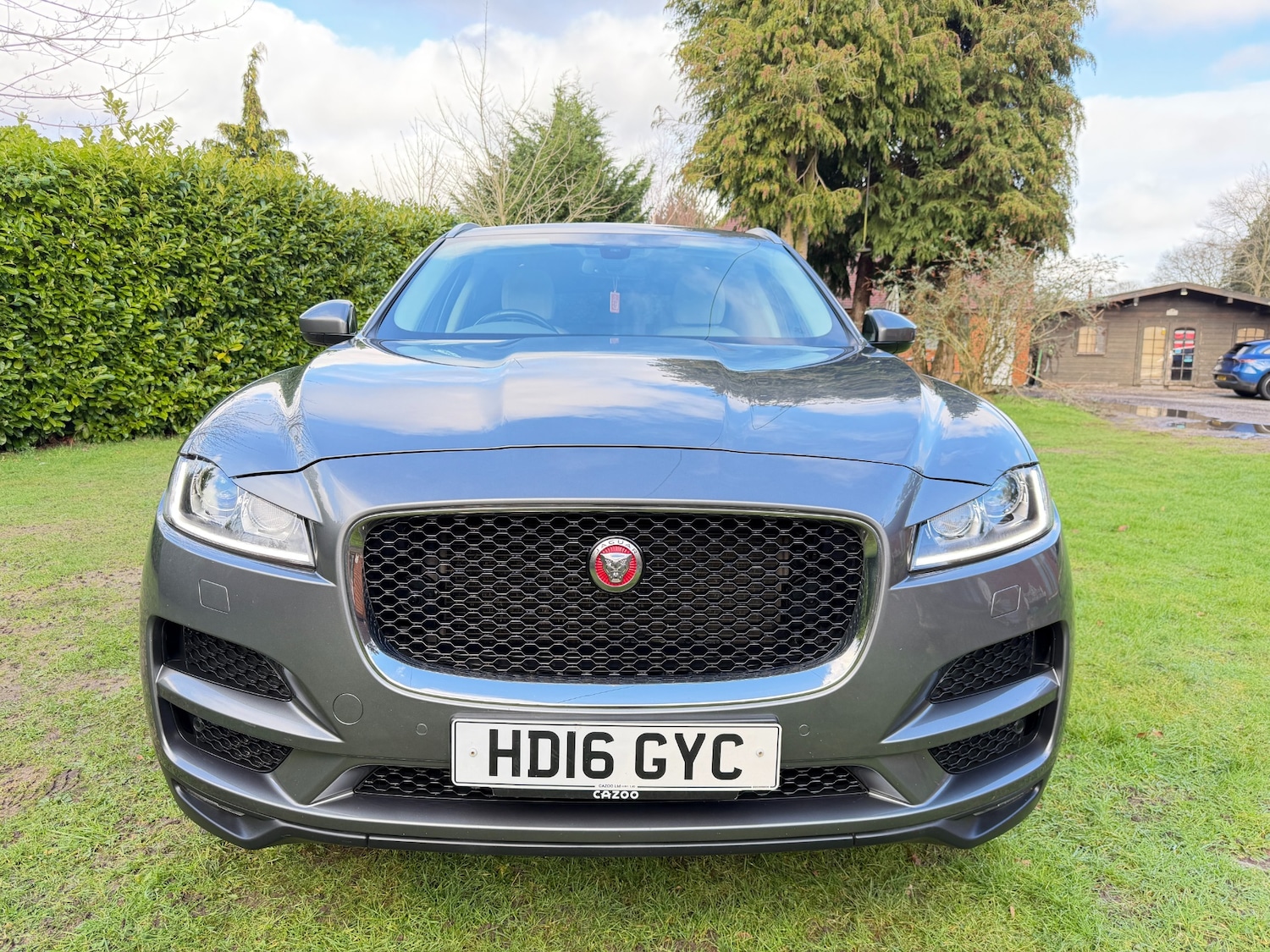 Used Jaguar F-Pace 2016 for sale - 77393963: Photo 2