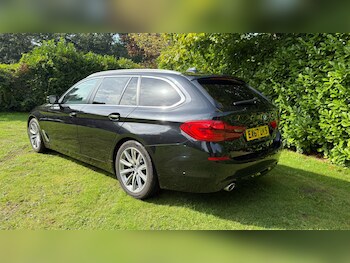 Used BMW 5 Series 2017 for sale - 77319185: Photo