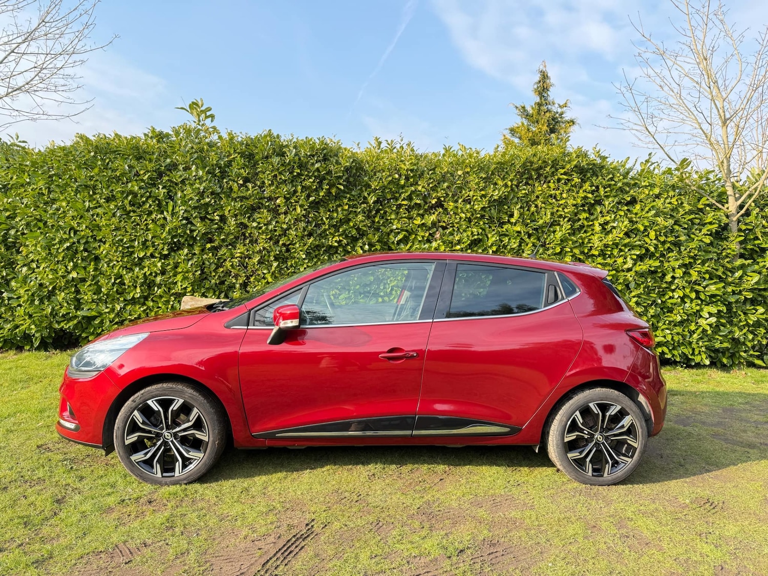 Used Renault Clio 2019 for sale - 76143308: Photo 4