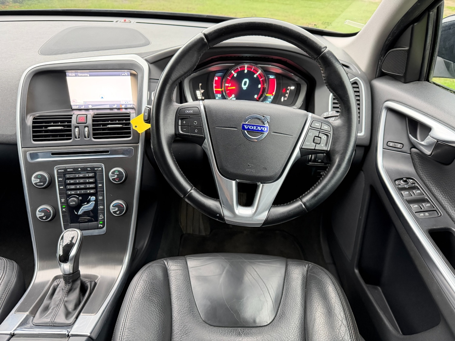 Used Volvo XC60 2013 for sale - 77545337: Photo 16