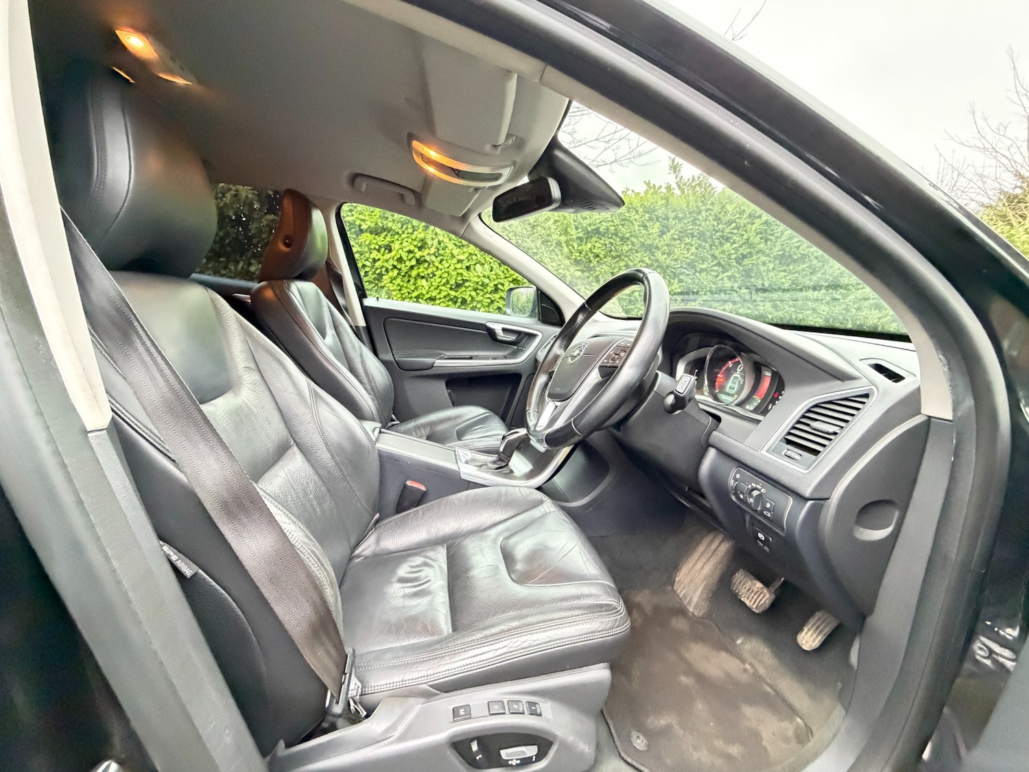 Used Volvo XC60 2013 for sale - 77545337: Photo 8