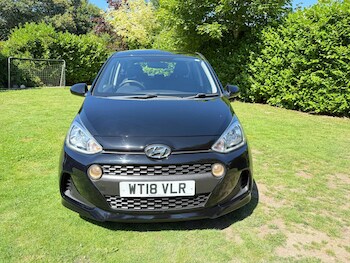 Used Hyundai i10 2018 for sale - 77779344: Photo