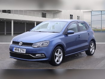 Used Volkswagen Polo 2016 for sale - 76461770: Photo