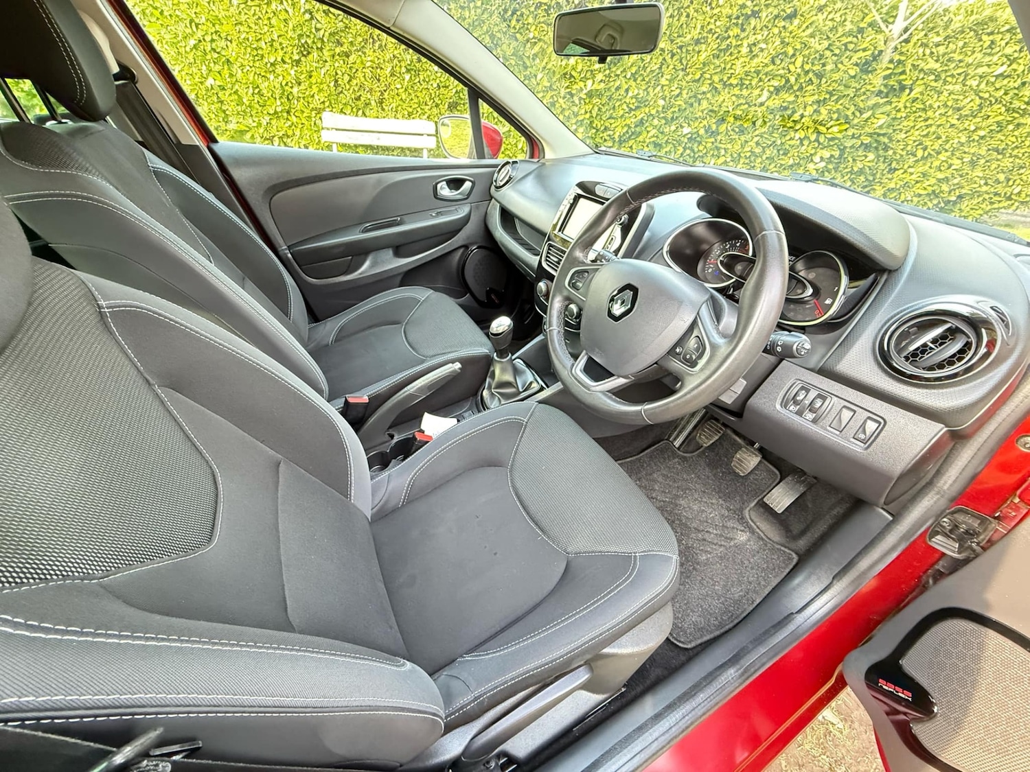 Used Renault Clio 2019 for sale - 77319180: Photo 8