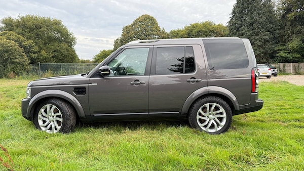 Used Land Rover Discovery 2016 for sale - 76149862: Photo 4