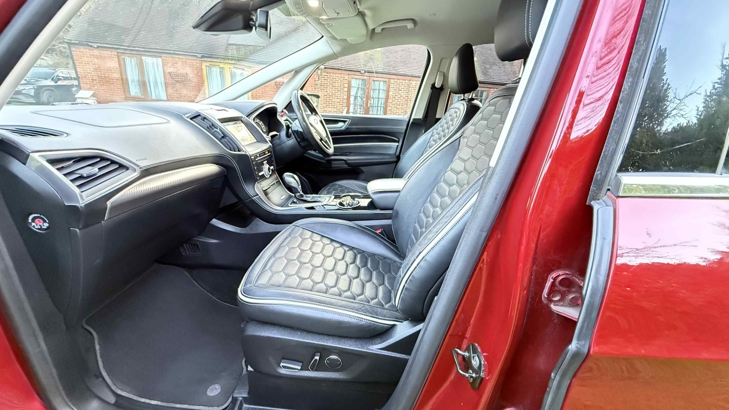 Used Ford S-Max 2017 for sale - 76941113: Photo 13