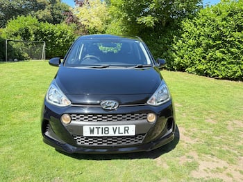 Used Hyundai i10 2018 for sale - 79573873: Photo