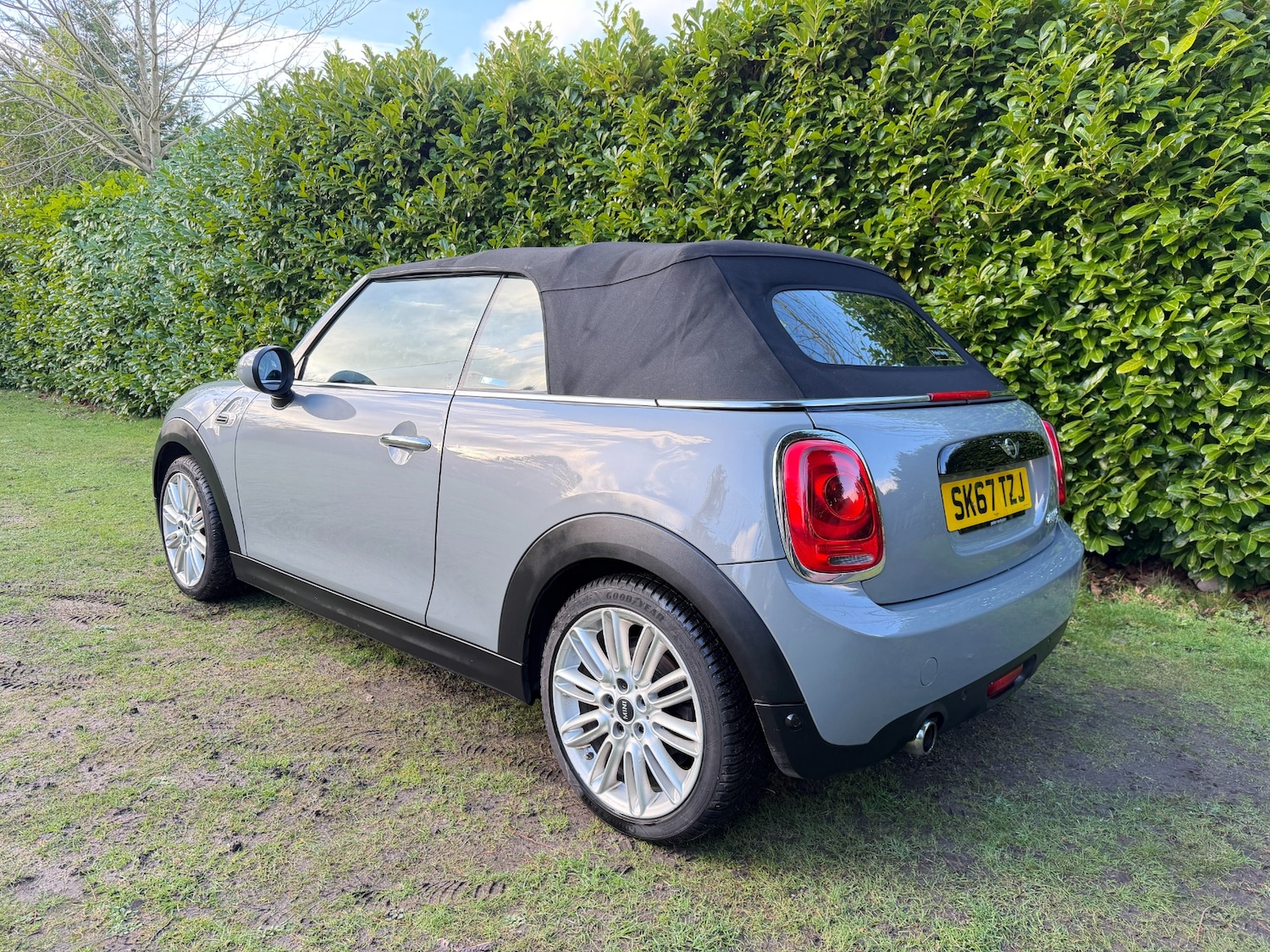 Used MINI Convertible 2017 for sale - 77394925: Photo 5