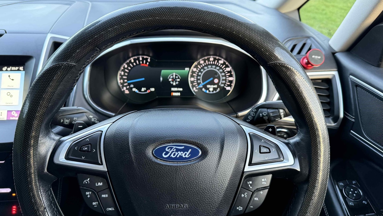 Used Ford S-Max 2017 for sale - 76922104: Photo 18