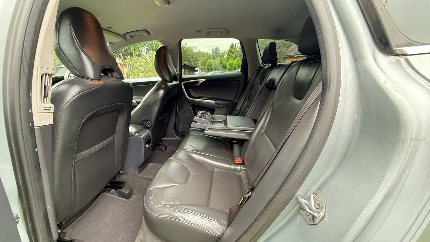 Used Volvo XC60 2014 for sale - 75984691: Photo 14