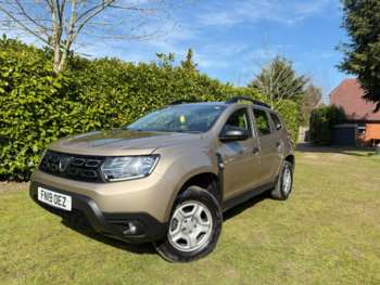 Used Dacia Duster 2019 for sale - 74749250: Photo