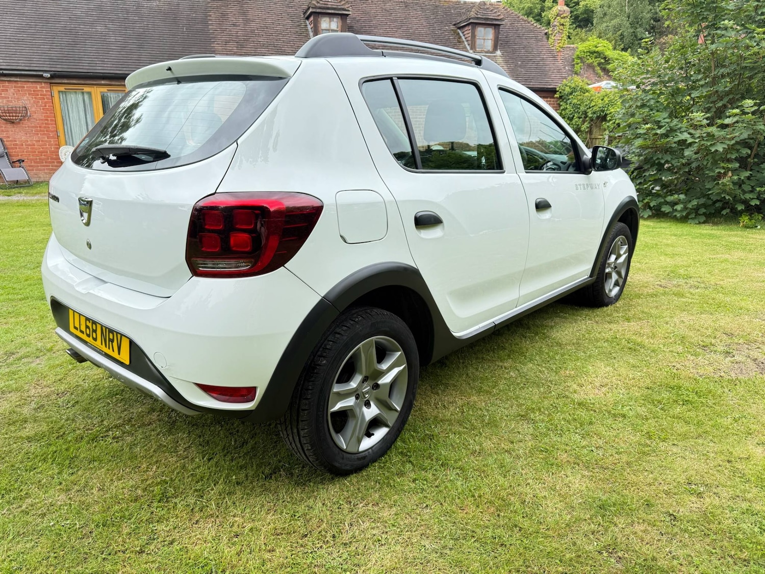 Used Dacia Sandero Stepway 2018 for sale - 77406476: Photo 7