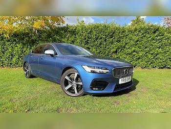 Used Volvo S90 2018 for sale - 76392517: Photo