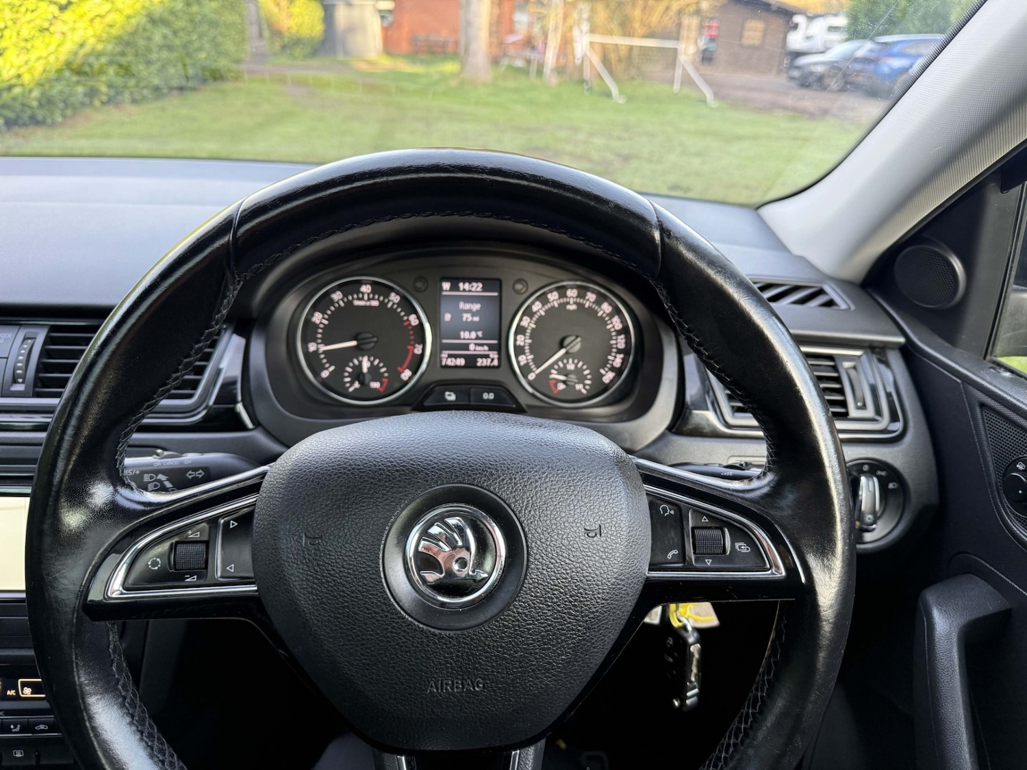 Used Skoda Rapid Spaceback 2014 for sale - 77262414: Photo 16