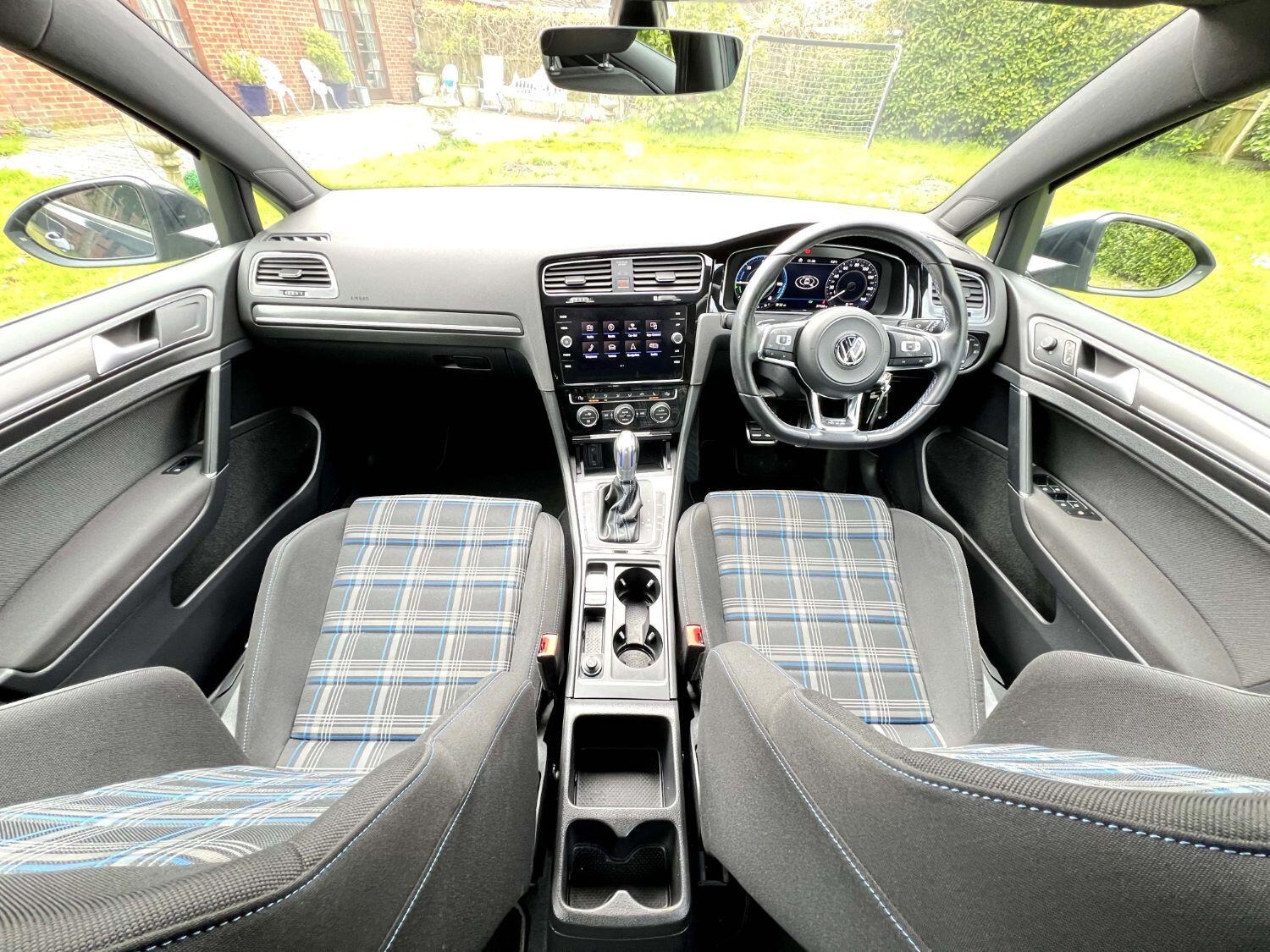 Used Volkswagen Golf 2017 for sale - 77165110: Photo 10