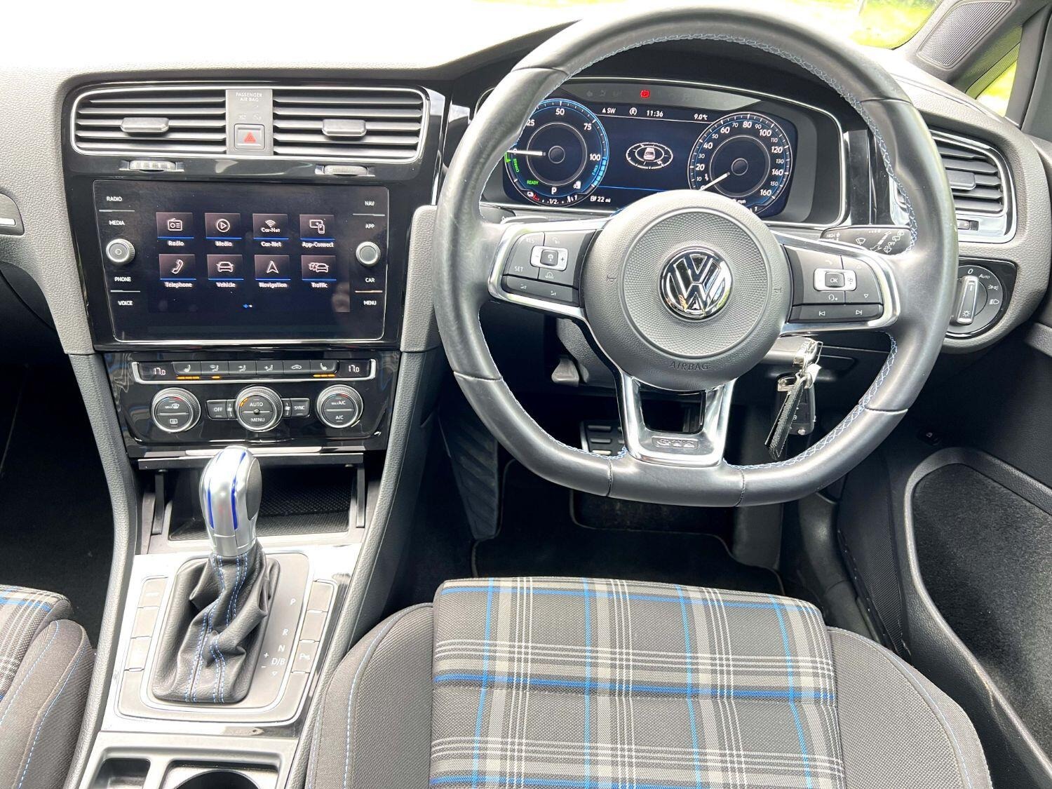Used Volkswagen Golf 2017 for sale - 77165110: Photo 11