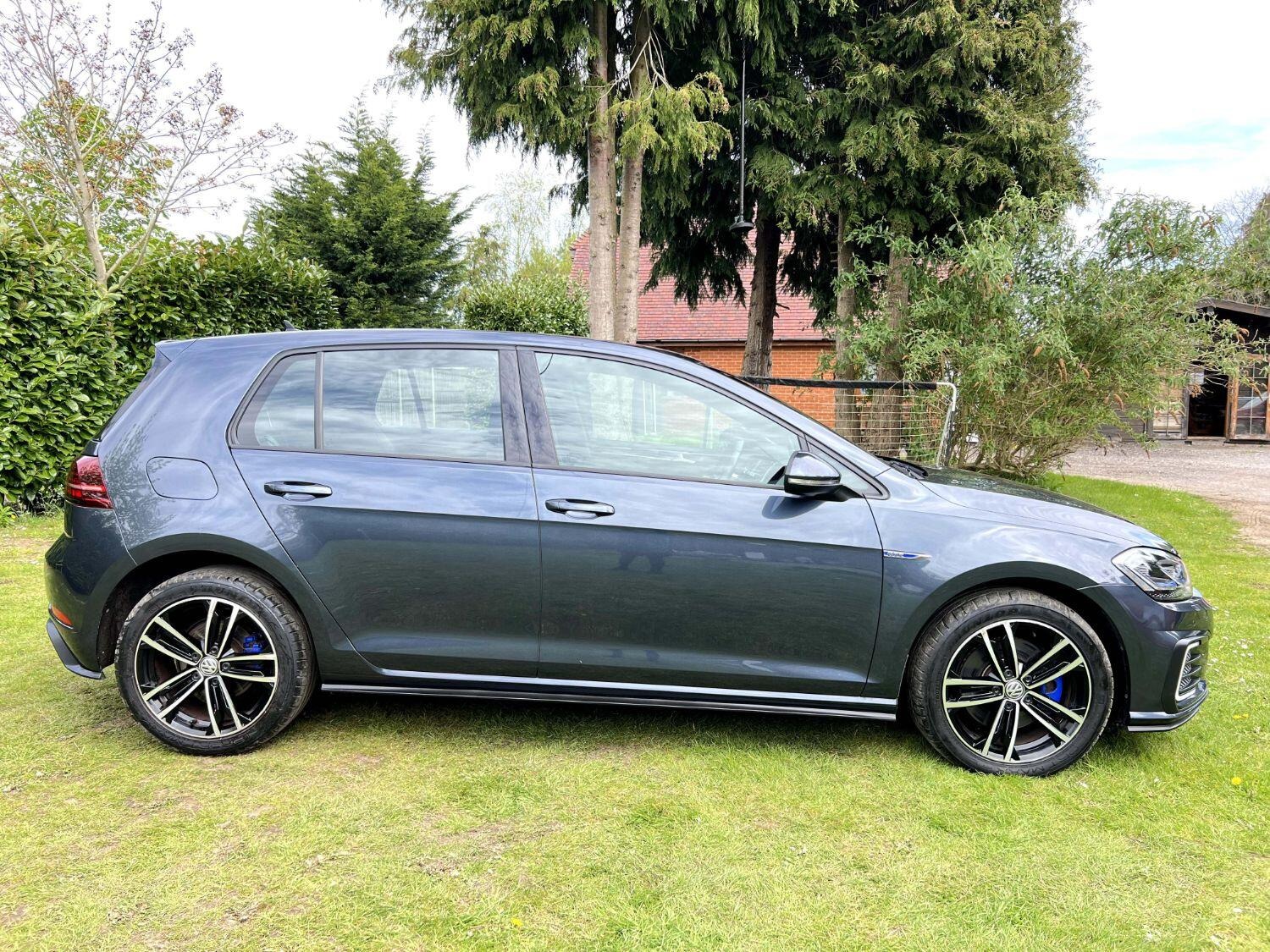 Used Volkswagen Golf 2017 for sale - 77165110: Photo 7