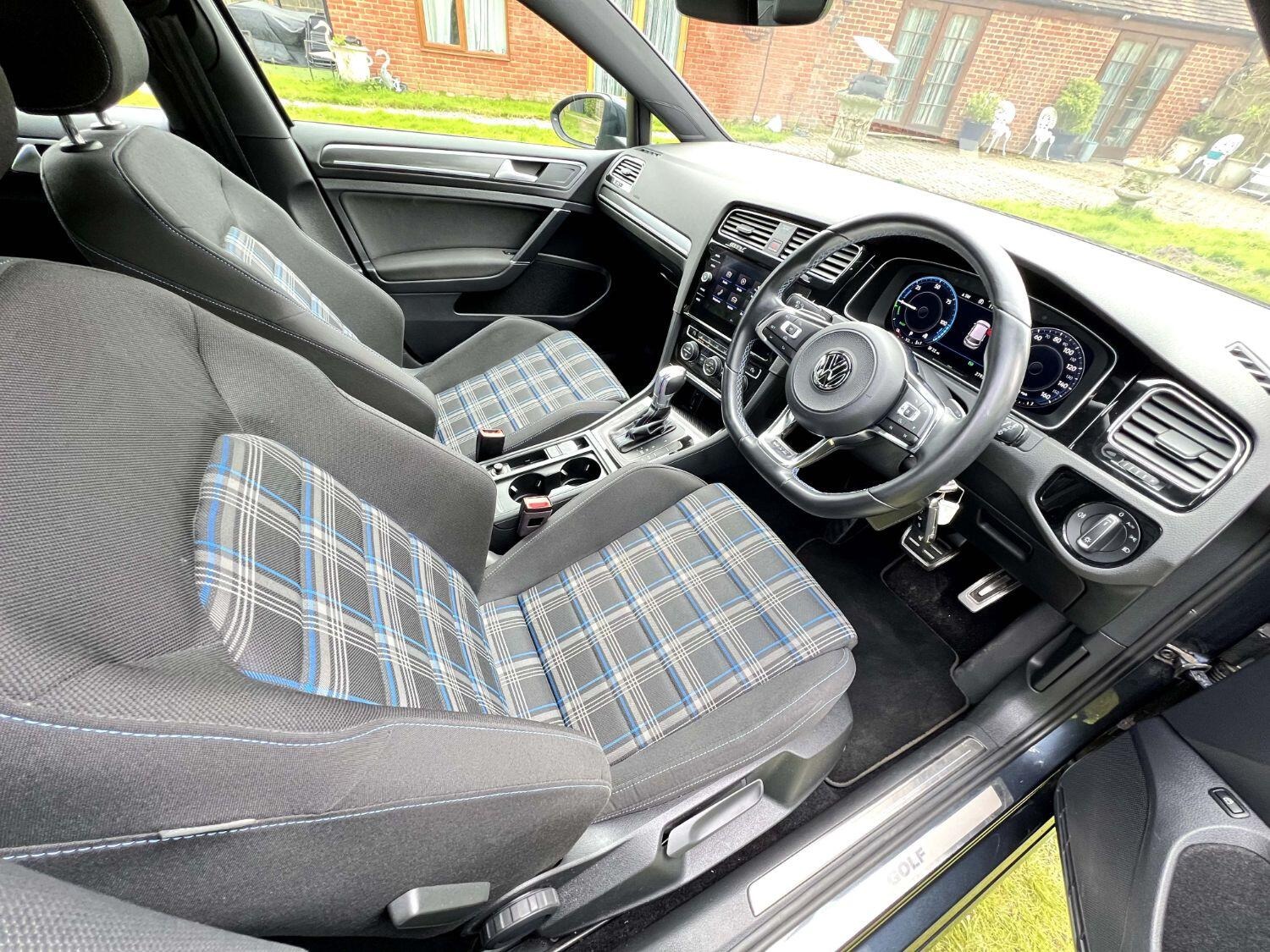 Used Volkswagen Golf 2017 for sale - 77165110: Photo 8