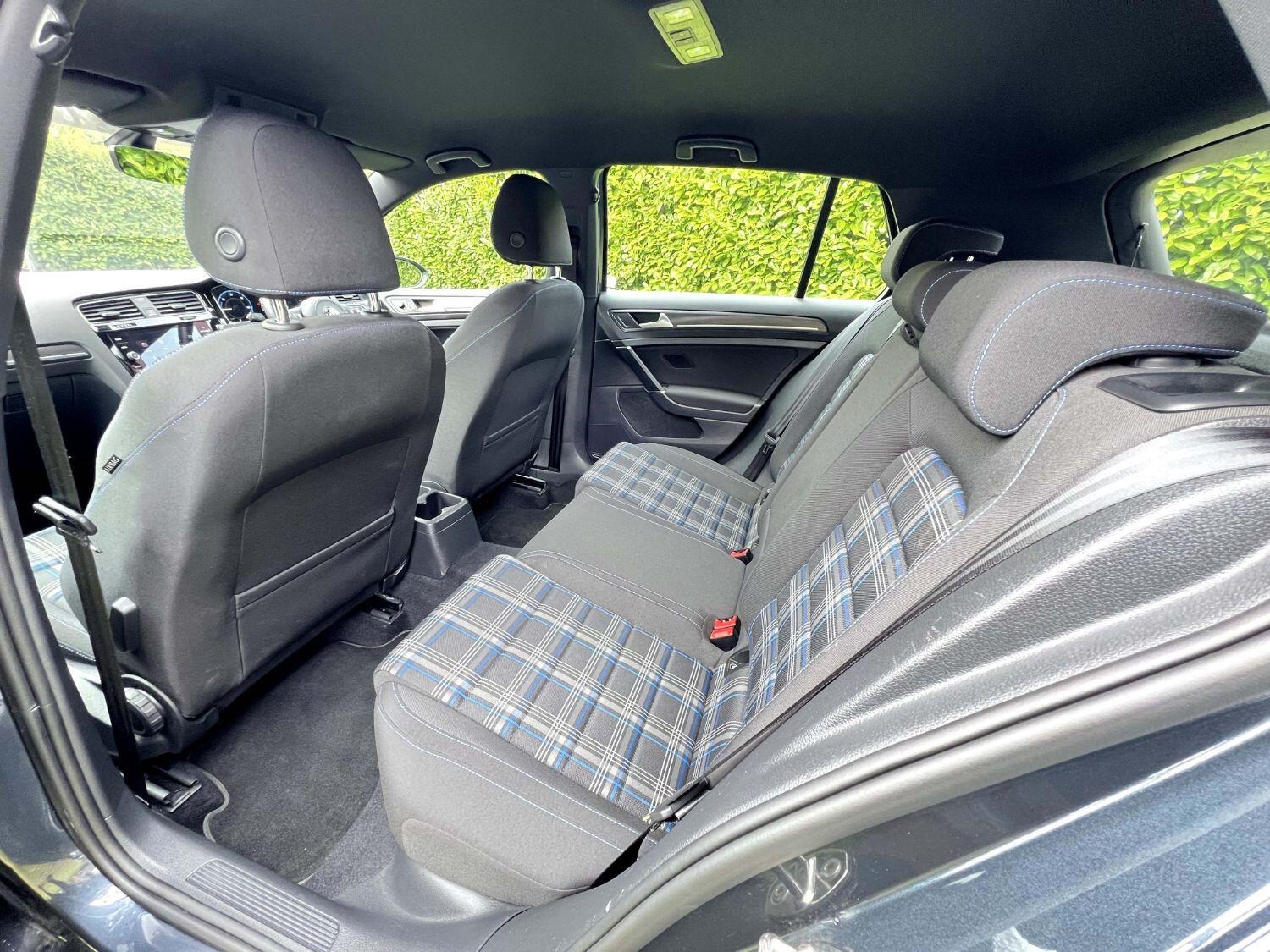 Used Volkswagen Golf 2017 for sale - 77165110: Photo 9