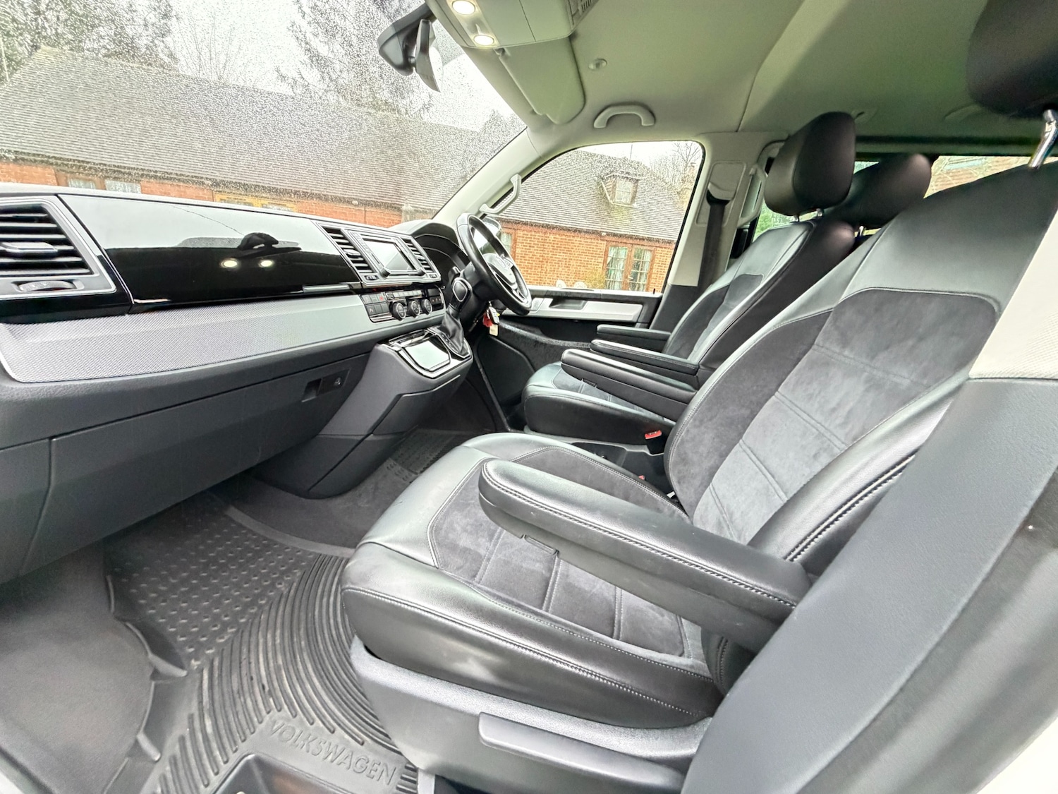 Used Volkswagen Caravelle 2019 for sale - 77708252: Photo 13