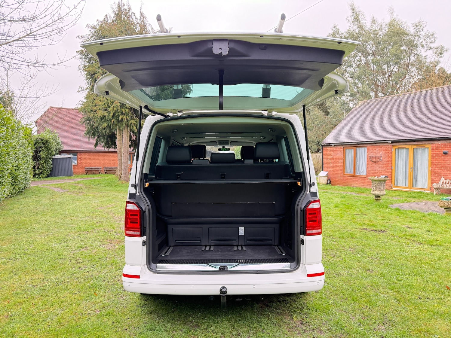 Used Volkswagen Caravelle 2019 for sale - 77708252: Photo 21