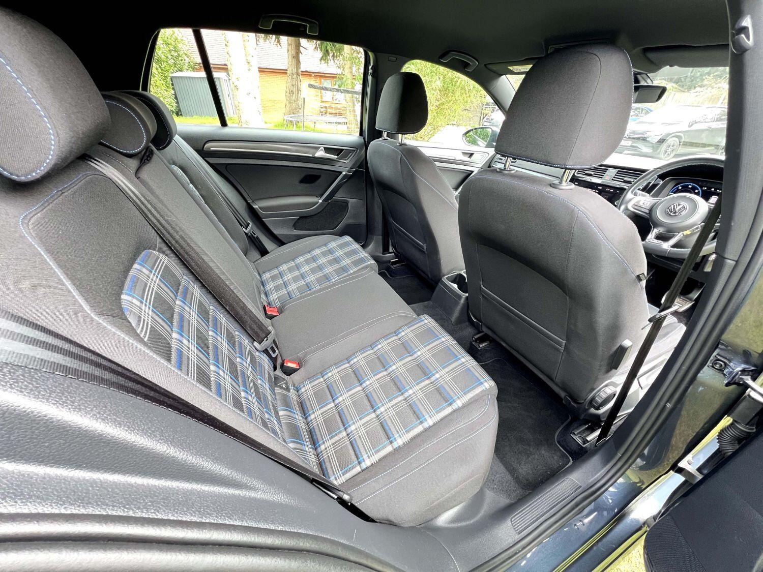 Used Volkswagen Golf 2017 for sale - 77564226: Photo 9