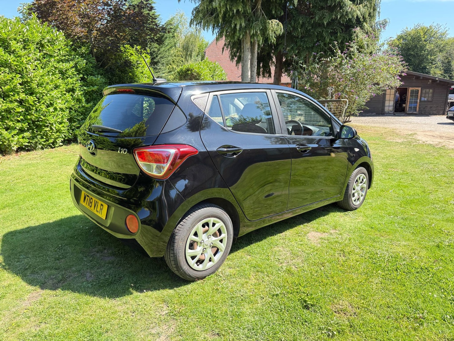 Used Hyundai i10 2018 for sale - 77399273: Photo 6