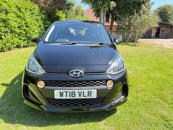 Used Hyundai i10 2018 for sale - 78829125: Photo