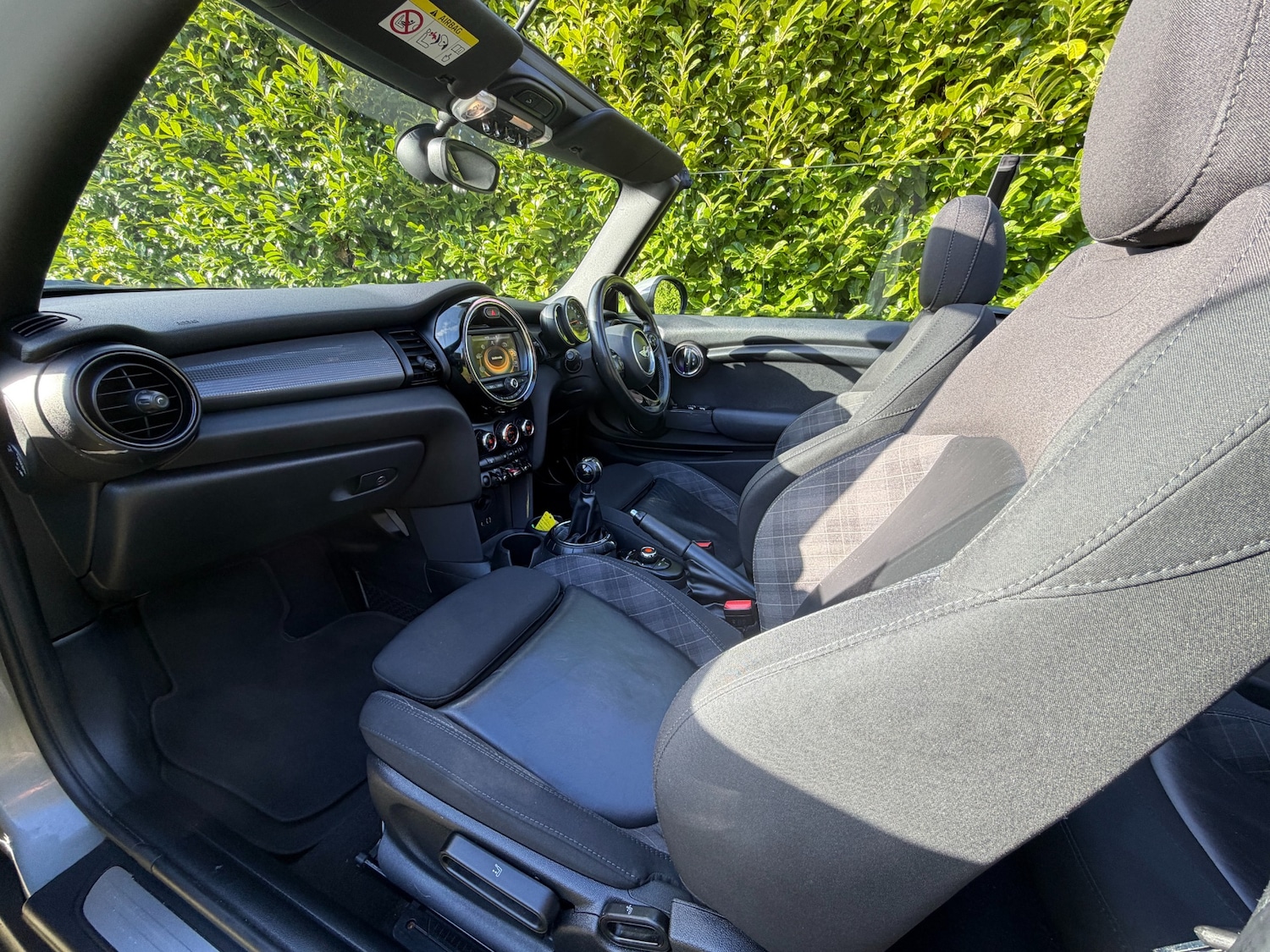 Used MINI Convertible 2017 for sale - 77721568: Photo 19