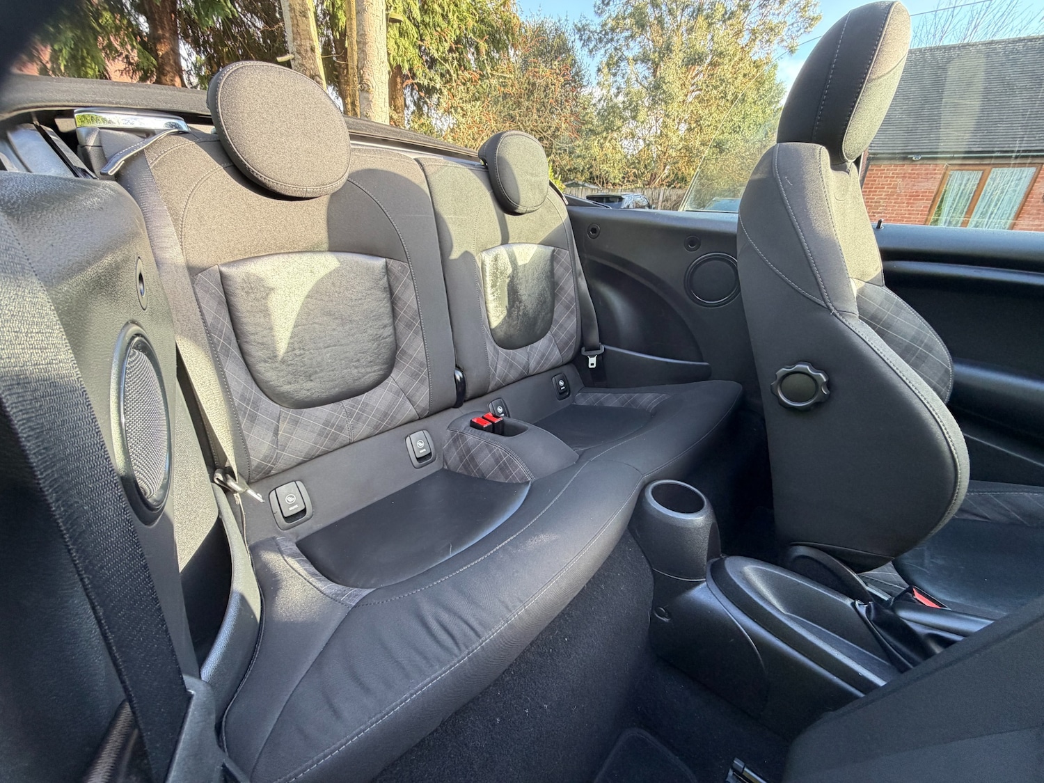 Used MINI Convertible 2017 for sale - 77721568: Photo 21