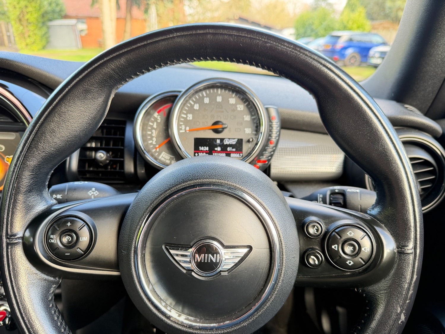 Used MINI Convertible 2017 for sale - 77721568: Photo 24