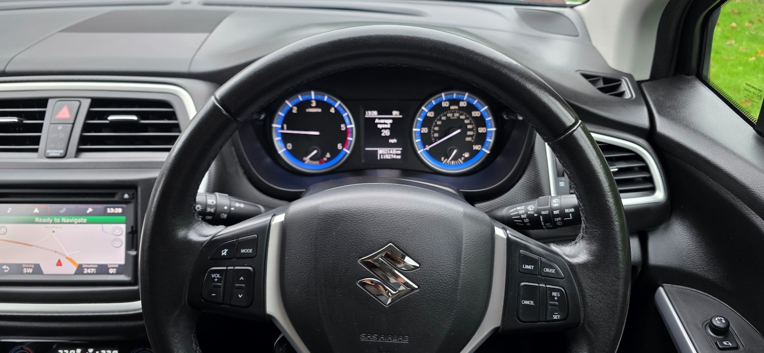 Used Suzuki SX4 S-Cross 2015 for sale - 76948648: Photo 11