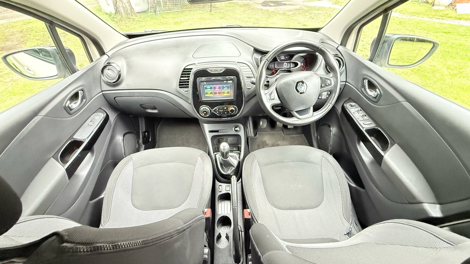 Used Renault Captur 2016 for sale - 76424994: Photo 11