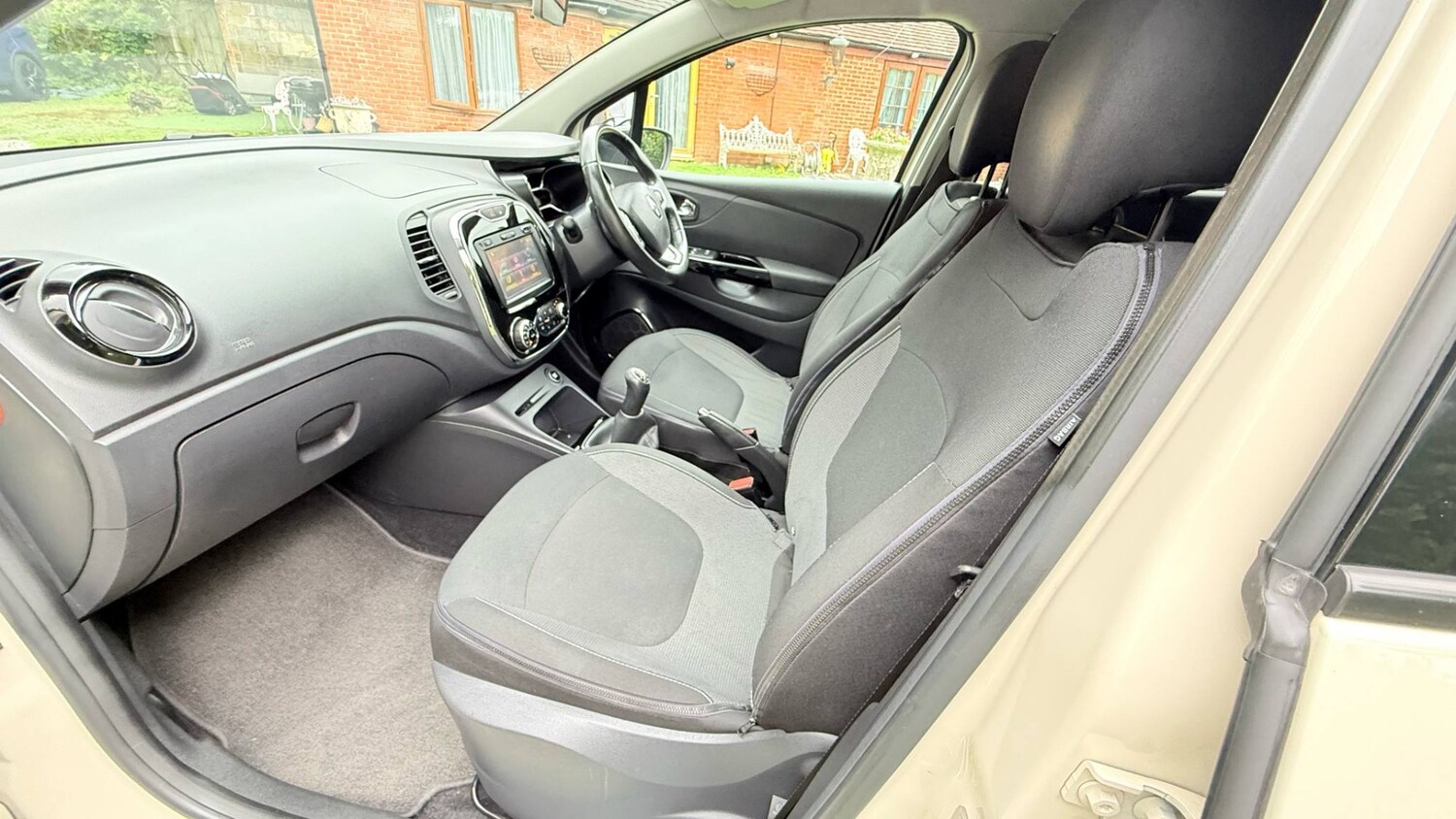 Used Renault Captur 2016 for sale - 76424994: Photo 13