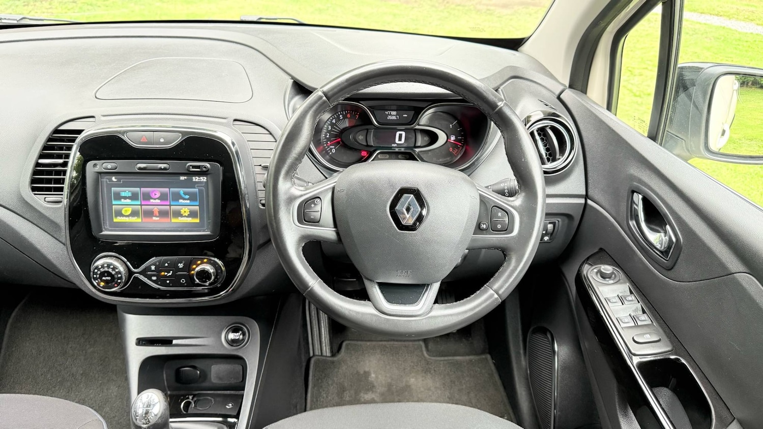 Used Renault Captur 2016 for sale - 76424994: Photo 15