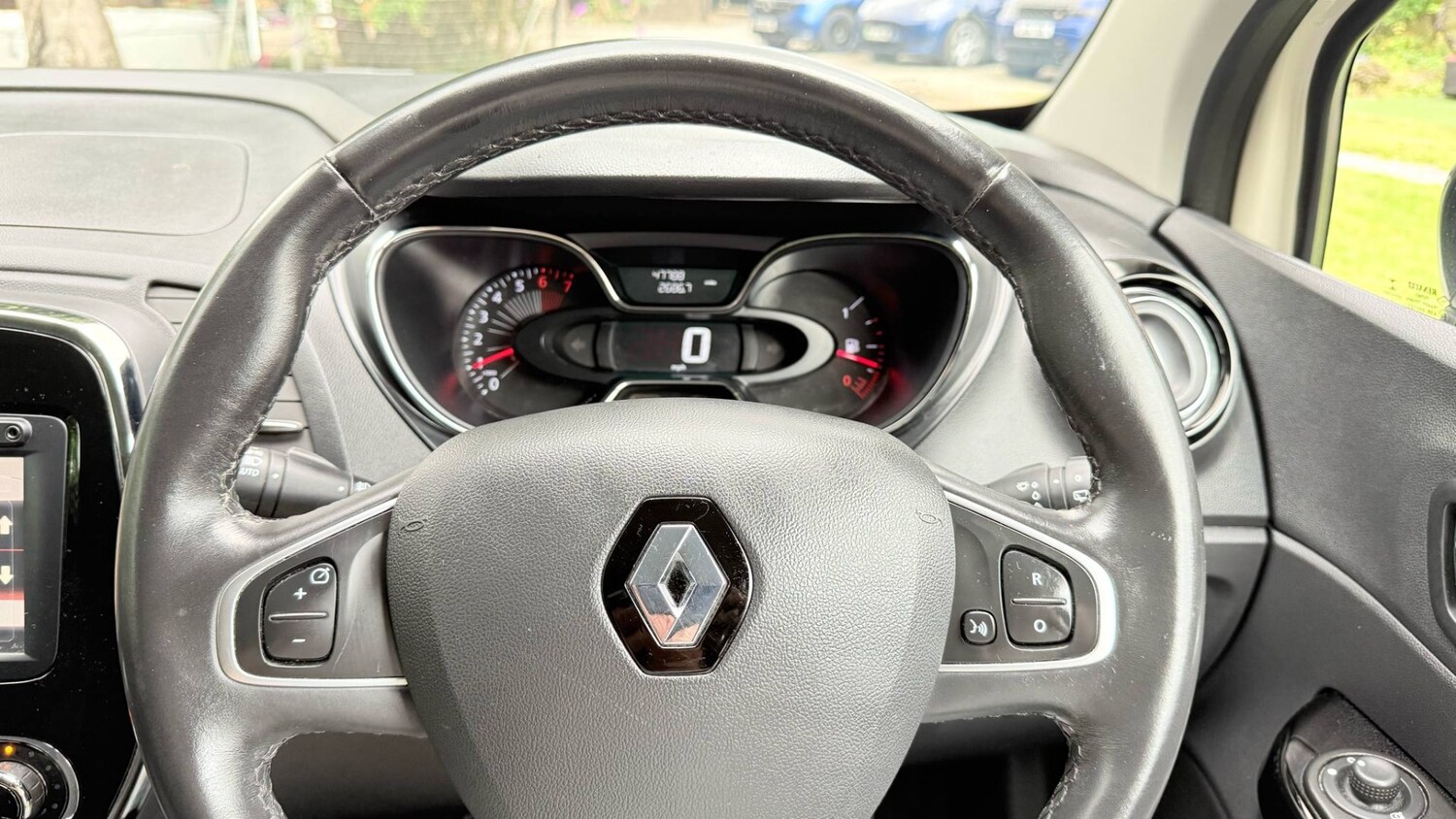 Used Renault Captur 2016 for sale - 76424994: Photo 16