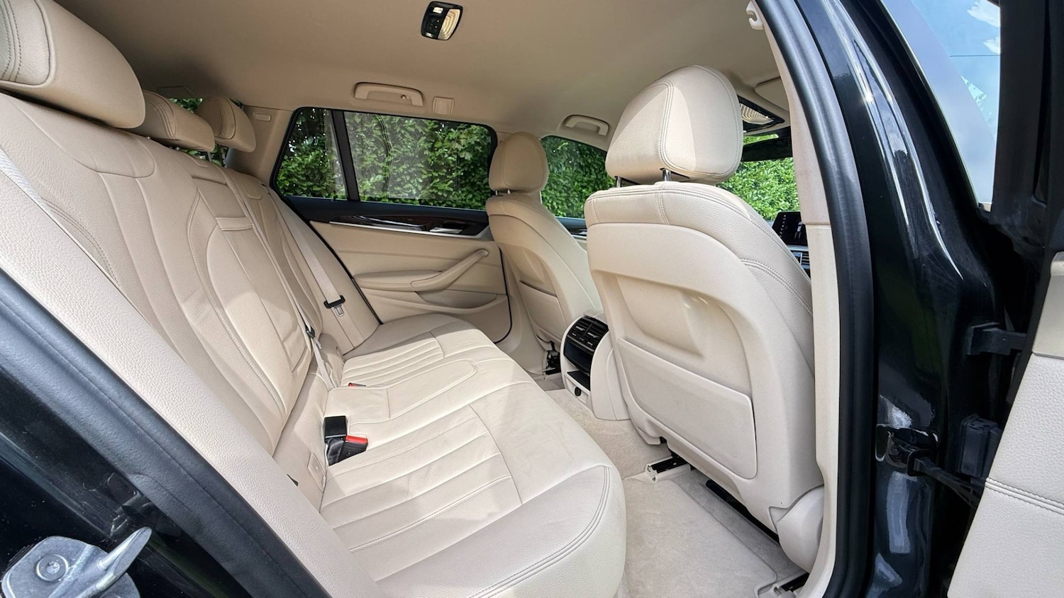 Used BMW 5 Series 2017 for sale - 76022695: Photo 9