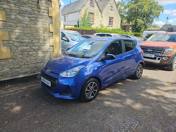 Used Hyundai i10 2019 for sale - 79605887: Photo