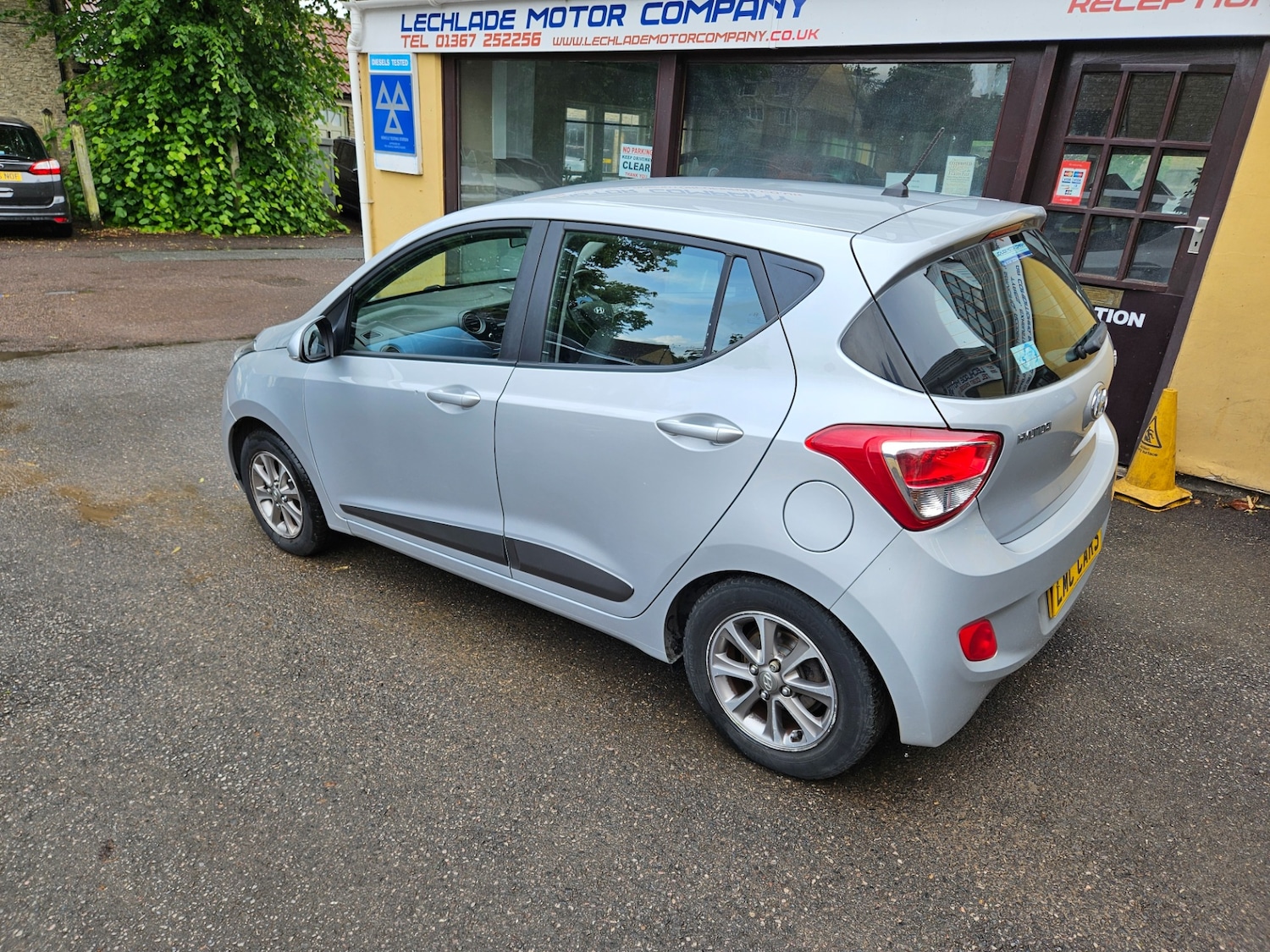 Vehicle 6