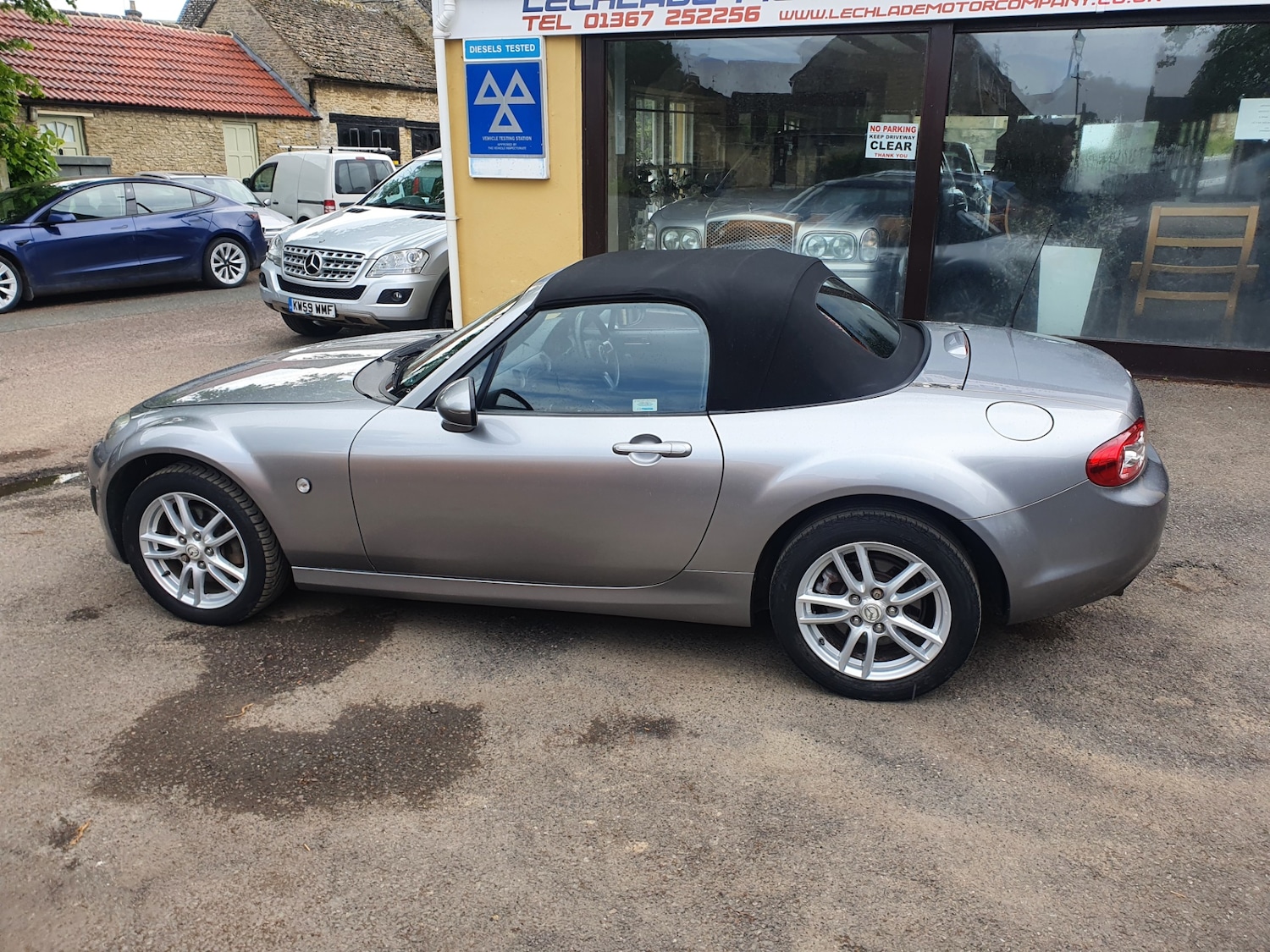 Used Mazda MX-5 2010 for sale - 76272040: Photo 4