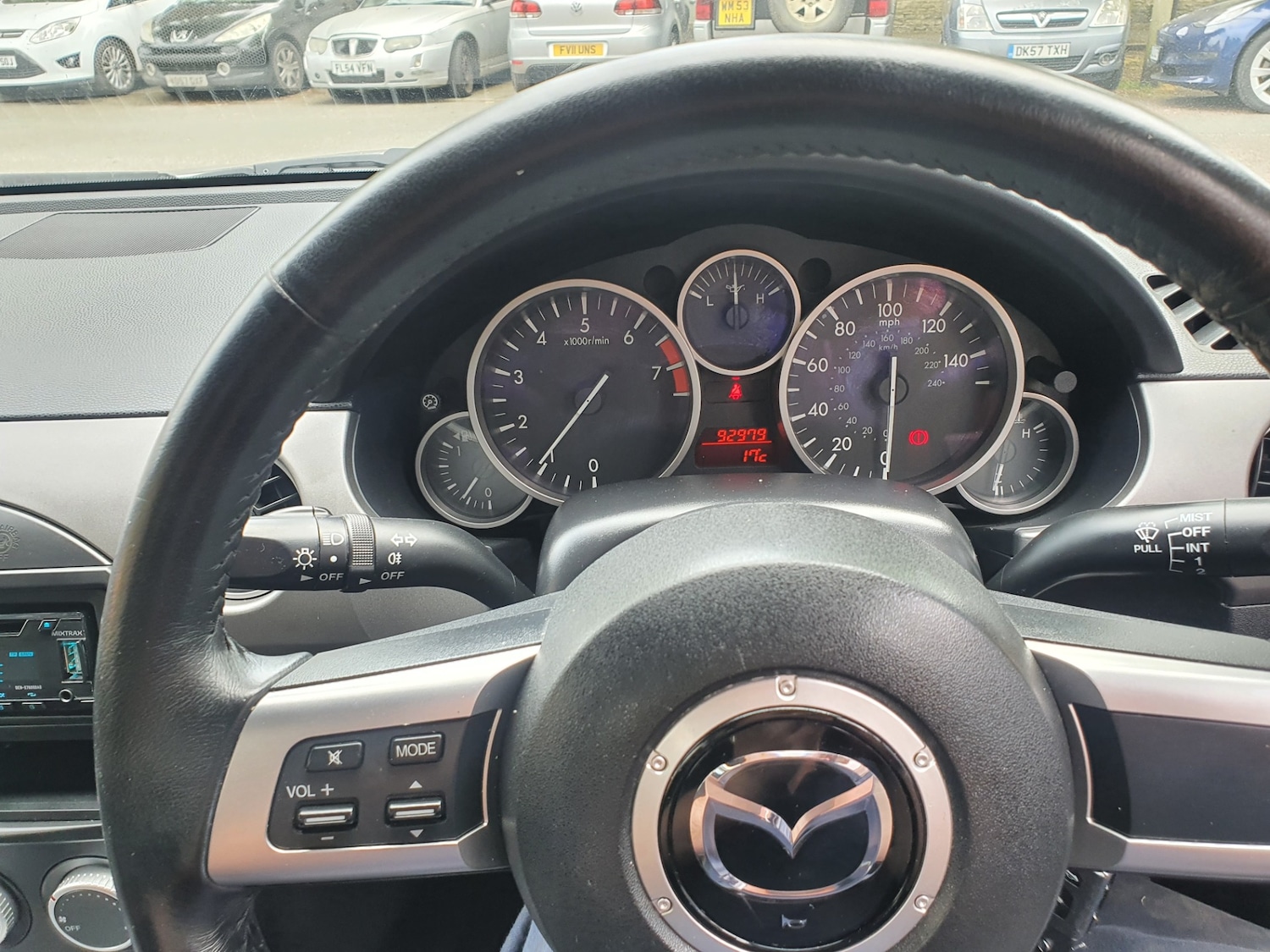 Used Mazda MX-5 2010 for sale - 76272040: Photo 9