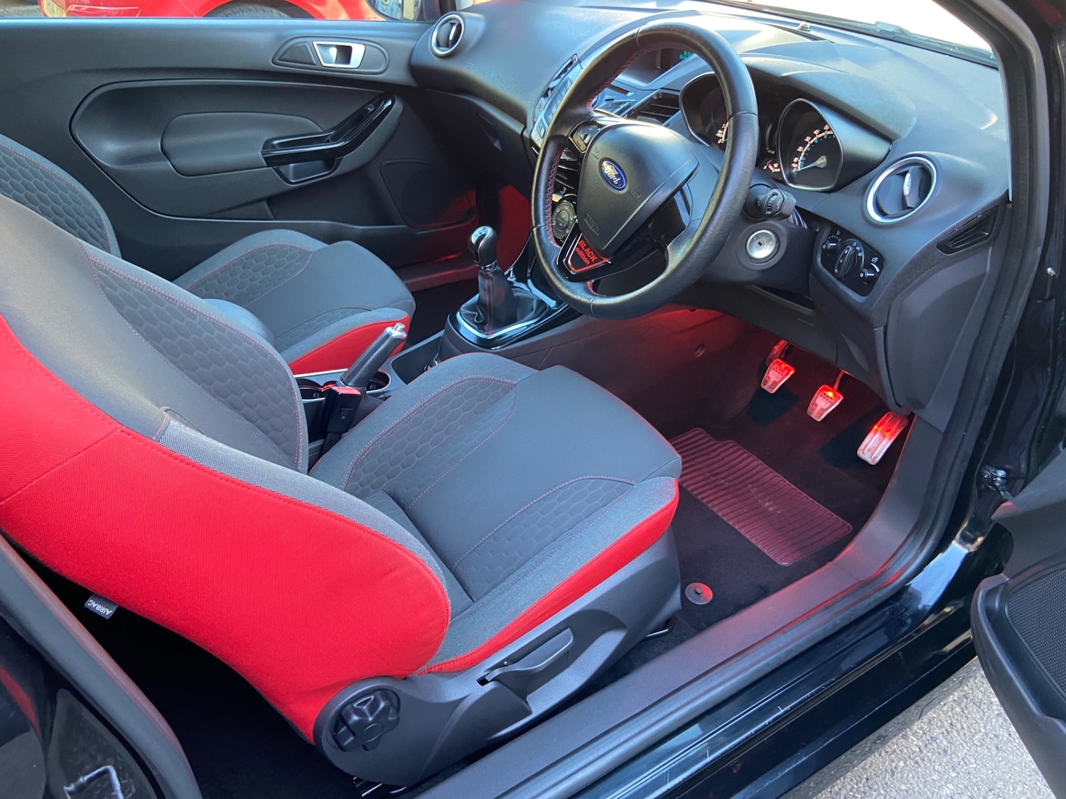 Used Ford Fiesta 2015 for sale - 77943537: Photo 10