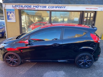 Used Ford Fiesta 2015 for sale - 77943537: Photo